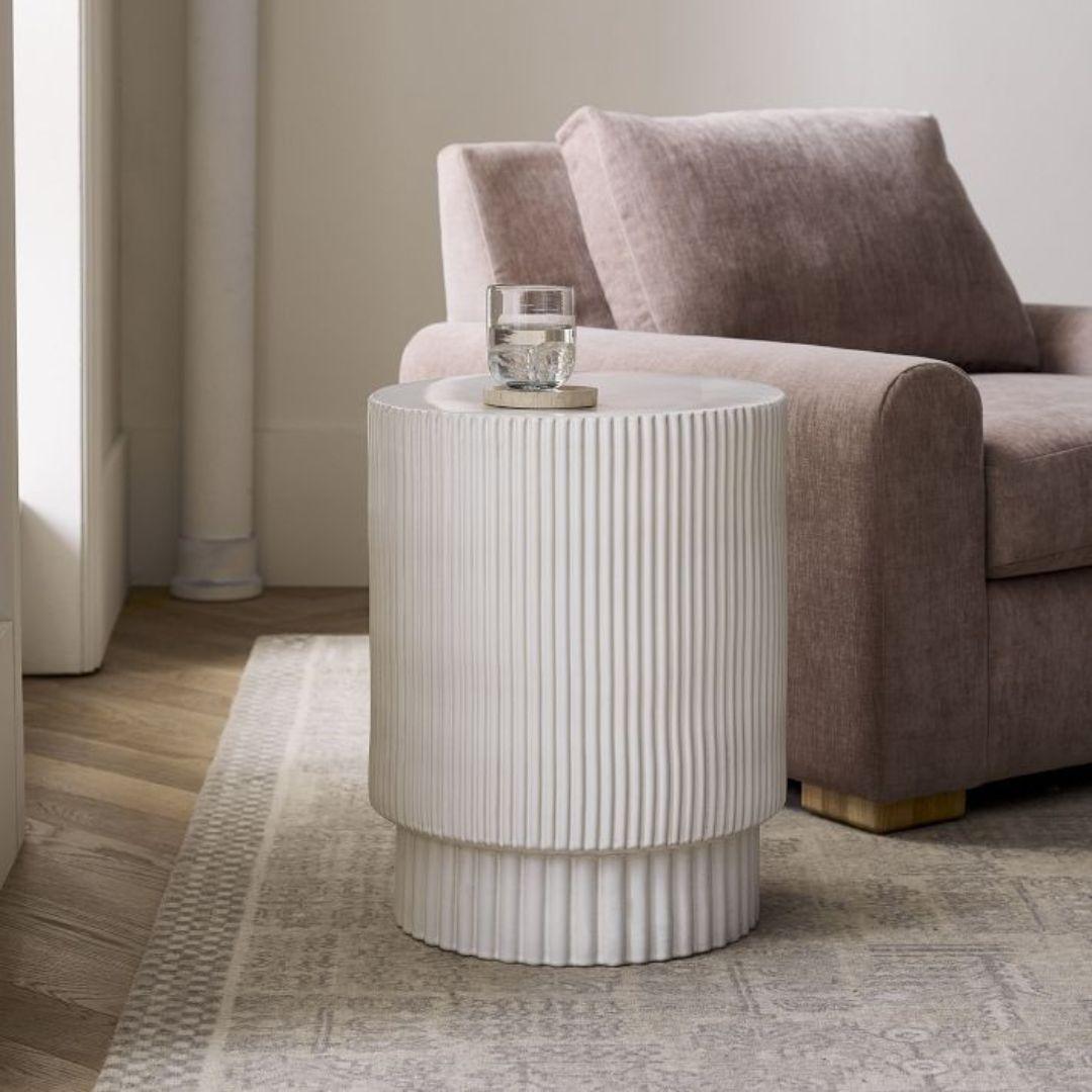 Ardente™ Round White Side Table – Minimalist Design