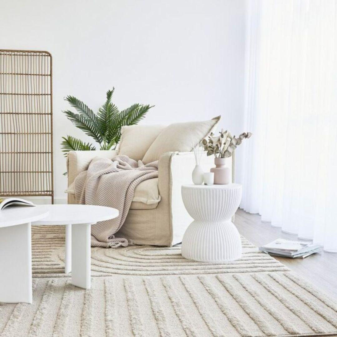 Ardente™ Side Table – Cylinder Shape – White